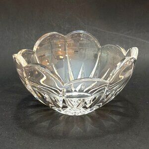 VTG Mikasa Icicles 24% Lead Crystal Glass Bowl Scalloped Starburst Candy Dish